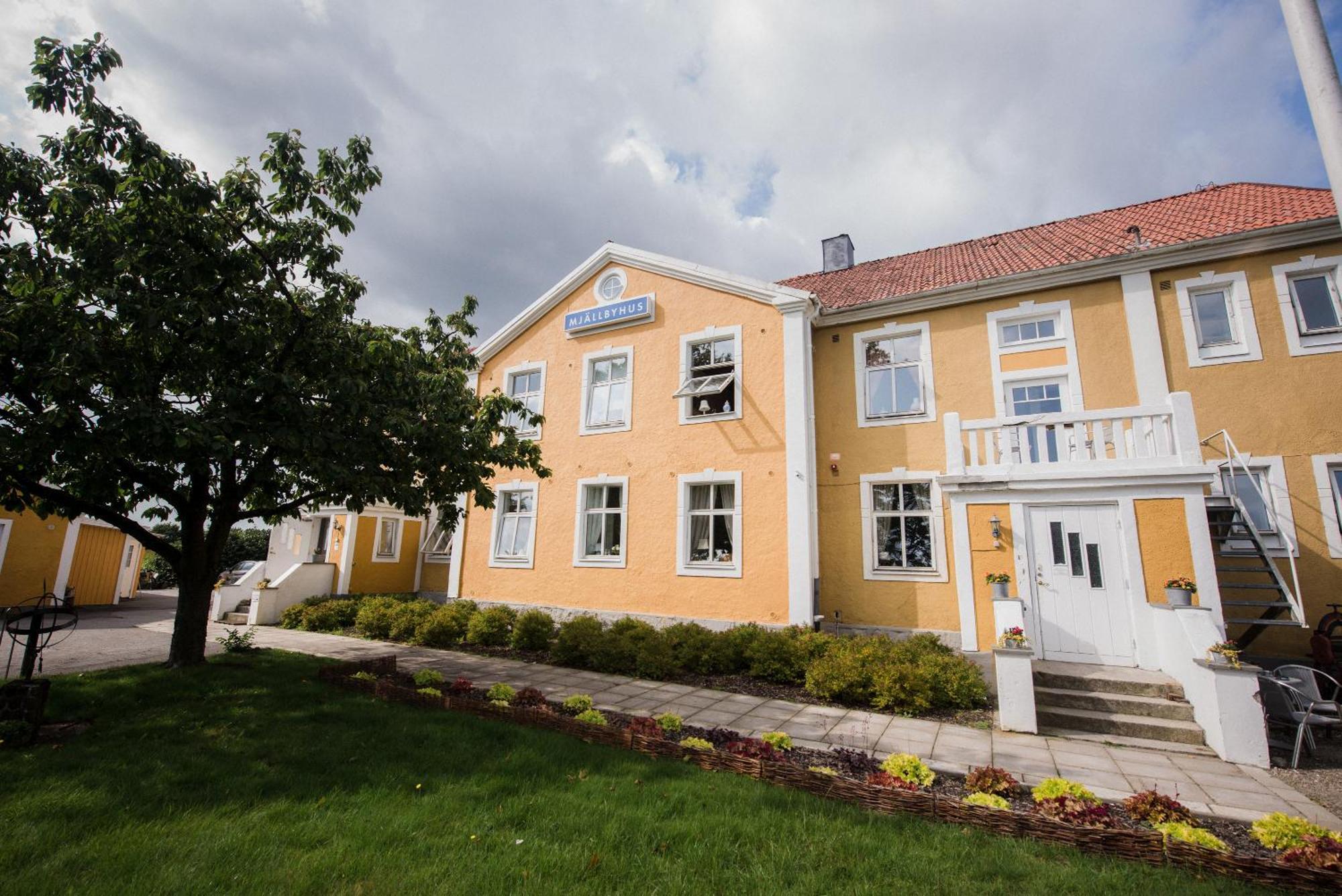Mjaellbyhus Pensionat & Stugby Сельвесборґ Екстер'єр фото
