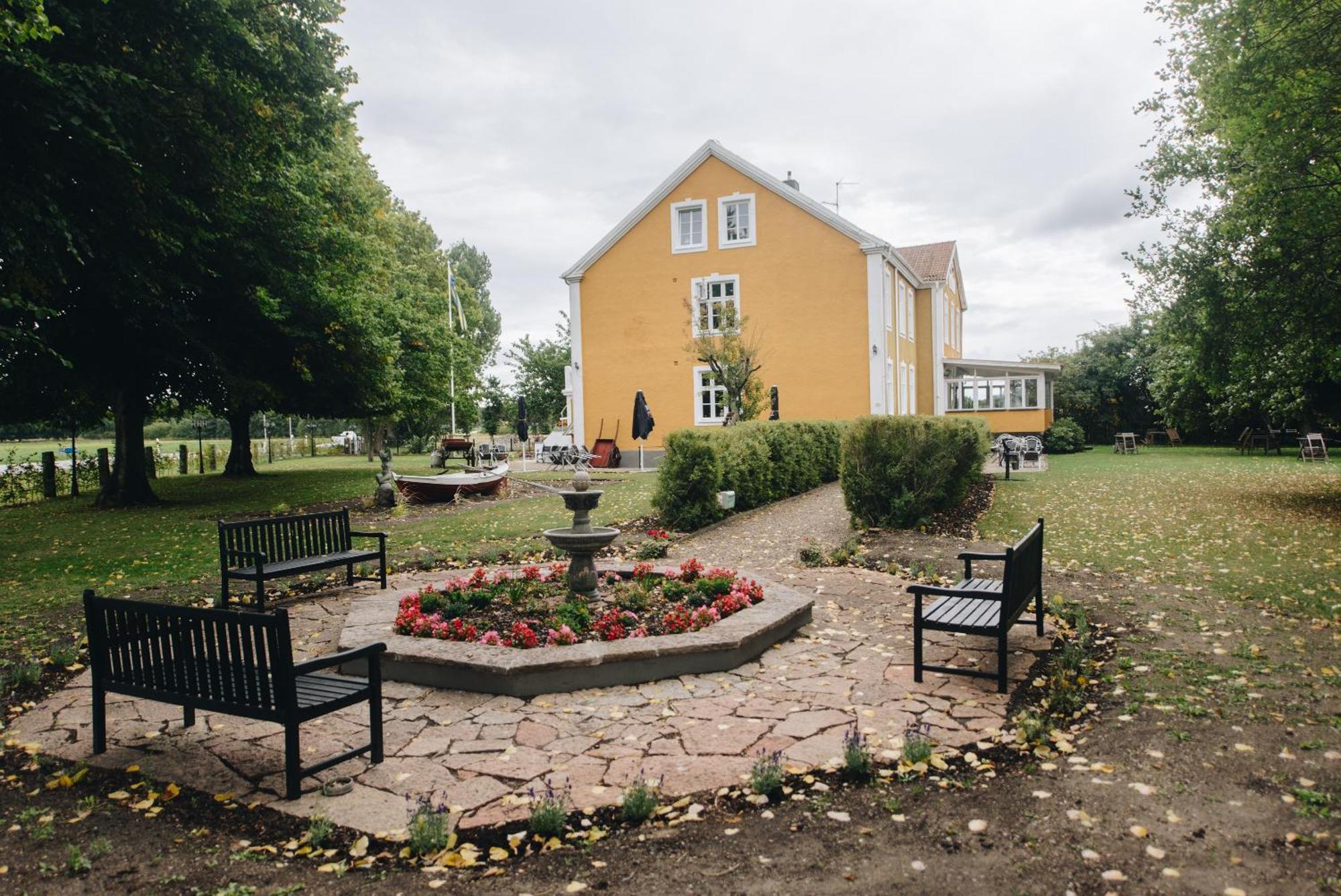 Mjaellbyhus Pensionat & Stugby Сельвесборґ Екстер'єр фото